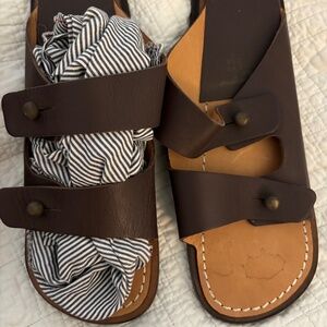 Rare vintage never worn Robert Clergerie brown leather sandals